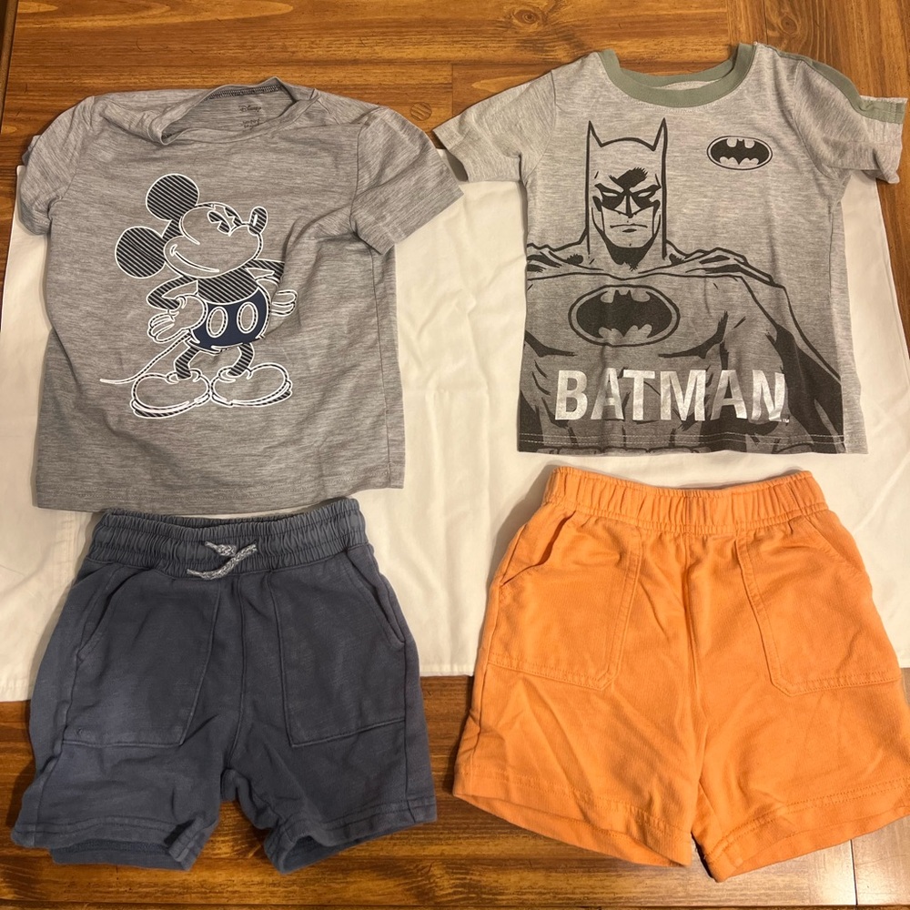 Gray Graphic T-Shirts and Orange Shorts Set